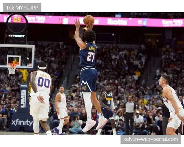 勇士团队篮球击败掘金 七人得分上双展现深度优势